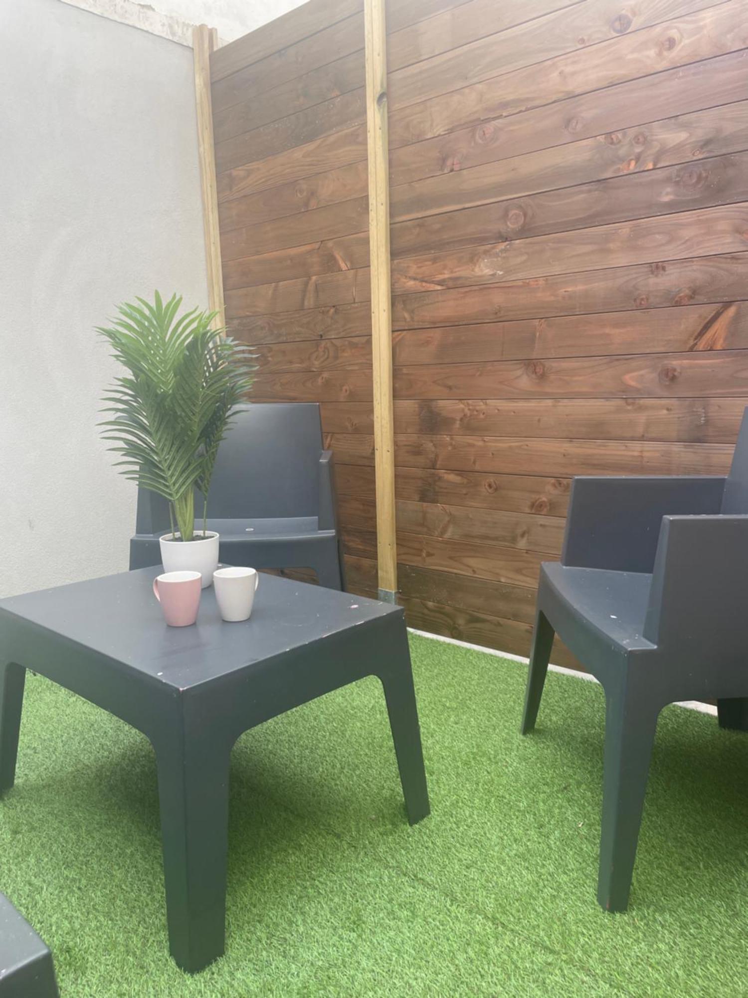 Studio Cosy Avec Terrasse, Proche Chantiers Et Airbus サン・ナゼール エクステリア 写真